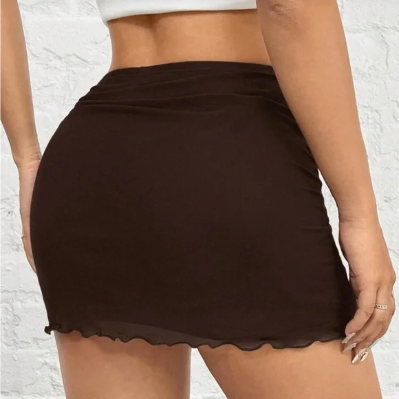 Brown Ruched Lettuce Trim Pull On Mini Skirt - Picture 2 of 3